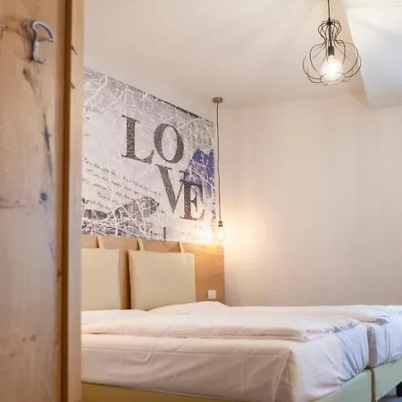 Epoche Zanella 1889 Hotel 3*